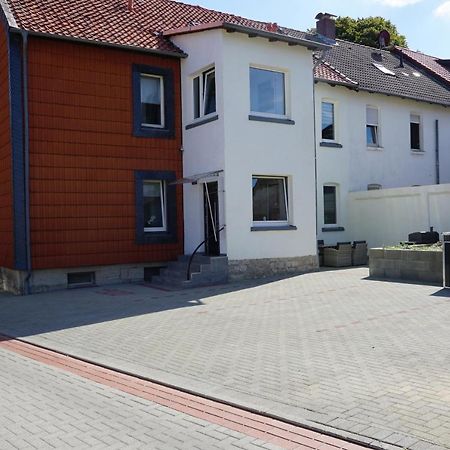 Aussergewoehnliche Dachgeschosswohnung Koenigslutter am Elm Ngoại thất bức ảnh